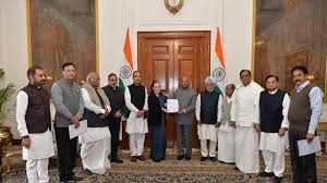 ದೆಹಲಿ ಹಿಂಸಾಚಾರ: ಗೃಹ ಸಚಿವ ಅಮಿತ್ ಶಾ ಅವರನ್ನು ವಜಾಗೊಳಿಸುವಂತೆ ರಾಷ್ಟ್ರಪತಿಗೆ ಕಾಂಗ್ರೆಸ್ ಆಗ್ರಹ